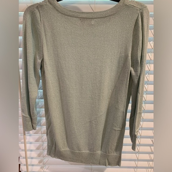 Joseph A. Light Green Shimmery Sweater Size Medium - Picture 2 of 8